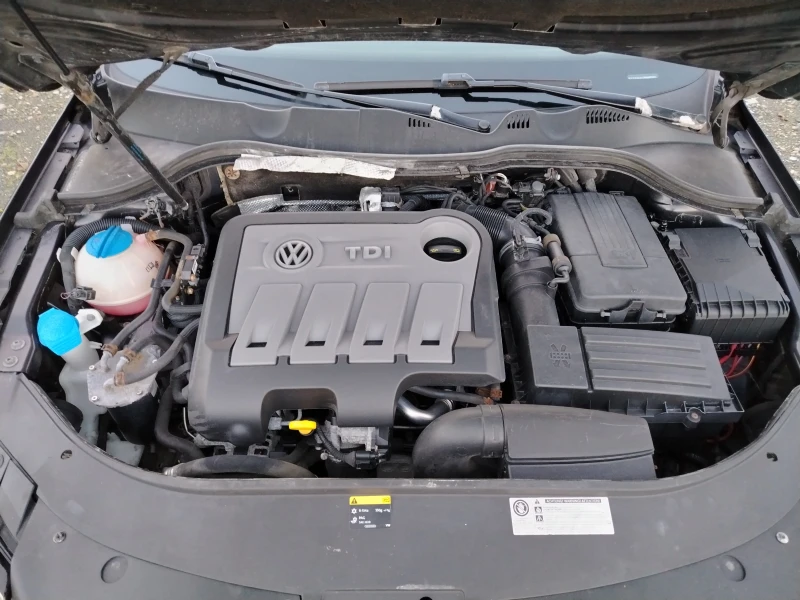 VW Passat 2.0-140 КС НАВИ/АВТОМАТИК/ЕВРО 5B, снимка 15 - Автомобили и джипове - 52616400