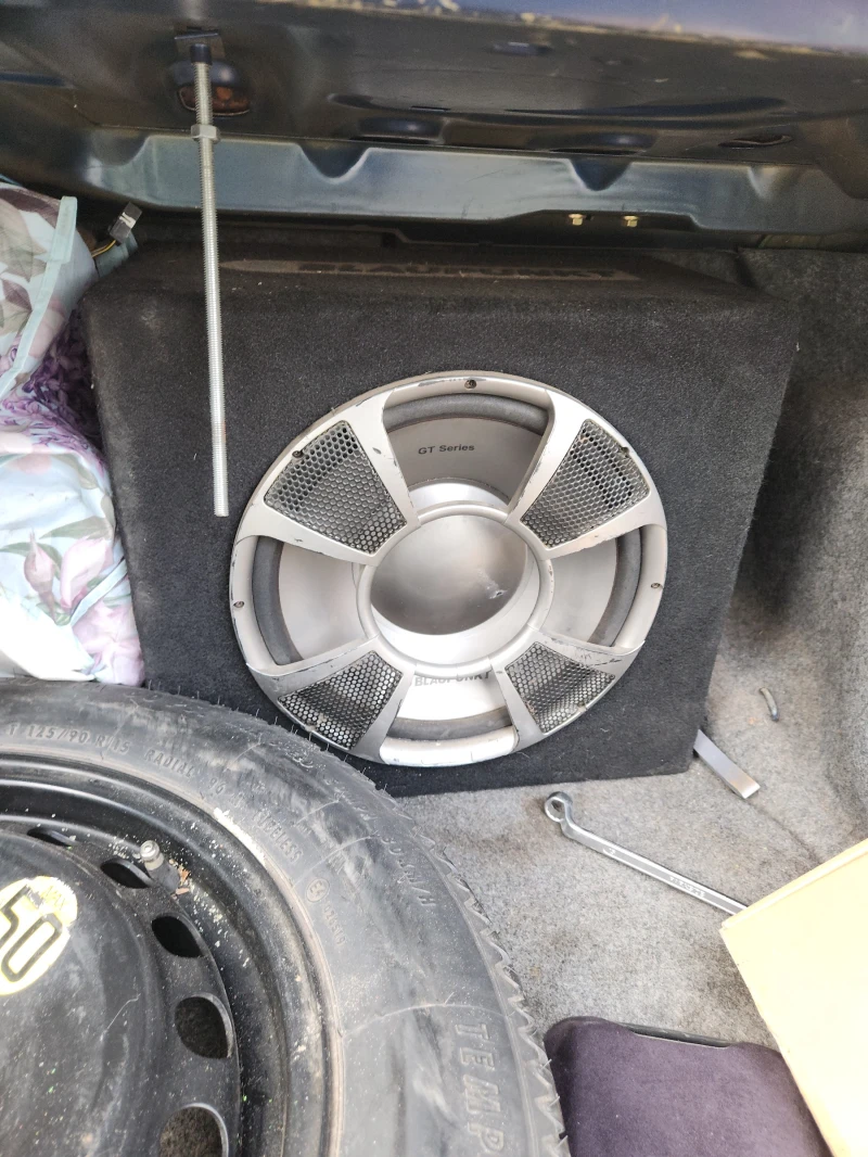 BMW 323 2.3, снимка 7 - Автомобили и джипове - 52786974