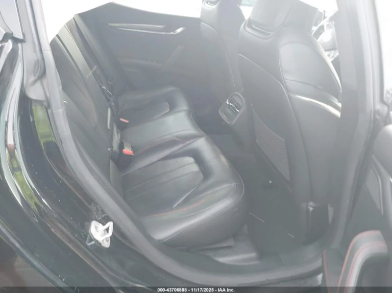 Maserati Ghibli 3l, снимка 8 - Автомобили и джипове - 53248751