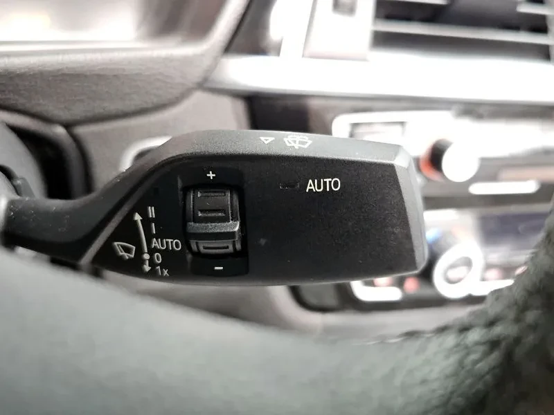 BMW 320 d, снимка 17 - Автомобили и джипове - 54592576