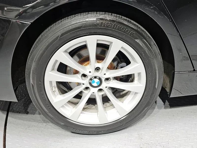BMW 320 d, снимка 5 - Автомобили и джипове - 54592601