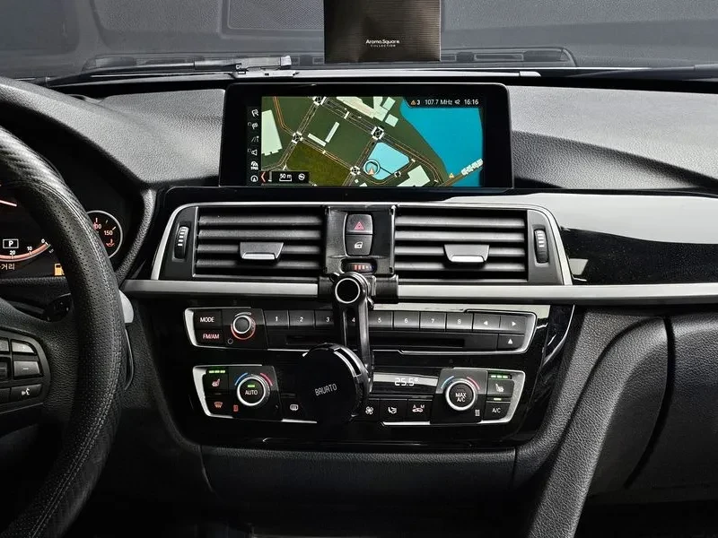 BMW 320 d, снимка 16 - Автомобили и джипове - 54592601