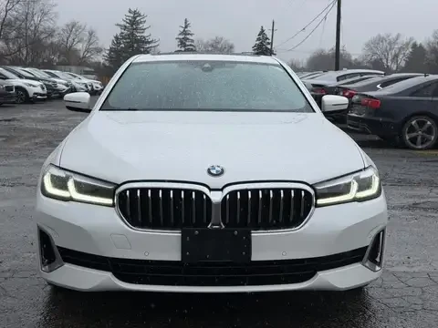 BMW 530 M-Pack* X-Drive* Distronic* Обдухване* Laser, снимка 2 - Автомобили и джипове - 55177745