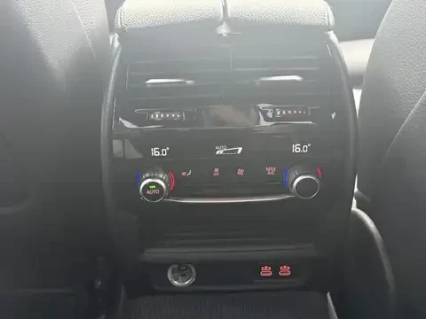 BMW 530 M-Pack* X-Drive* Distronic* Обдухване* Laser, снимка 17 - Автомобили и джипове - 55177745