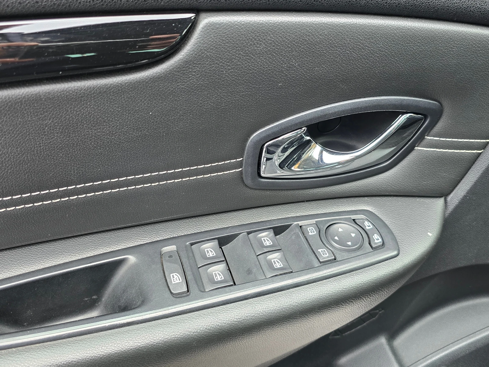 Renault Scenic 1.4i-Turbo/Газ/Лизинг - изображение 6