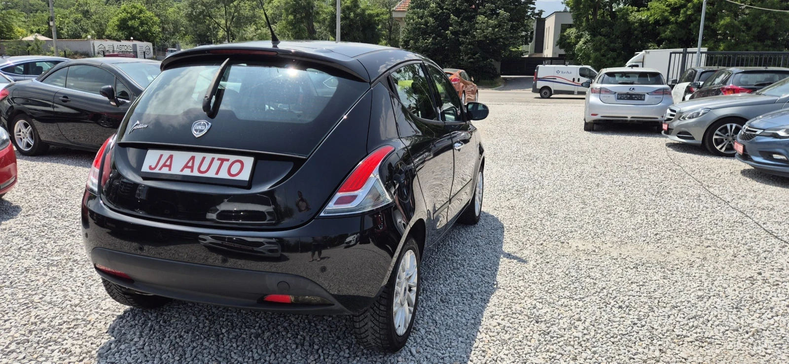 Lancia Ypsilon 1.2-70кс.КЛИМА - изображение 6