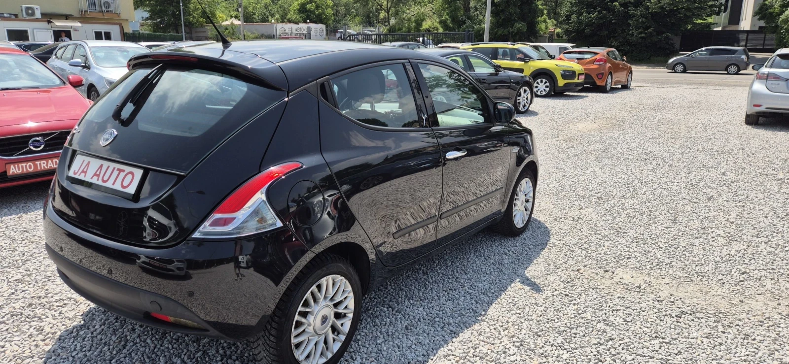 Lancia Ypsilon 1.2-70кс.КЛИМА - изображение 5