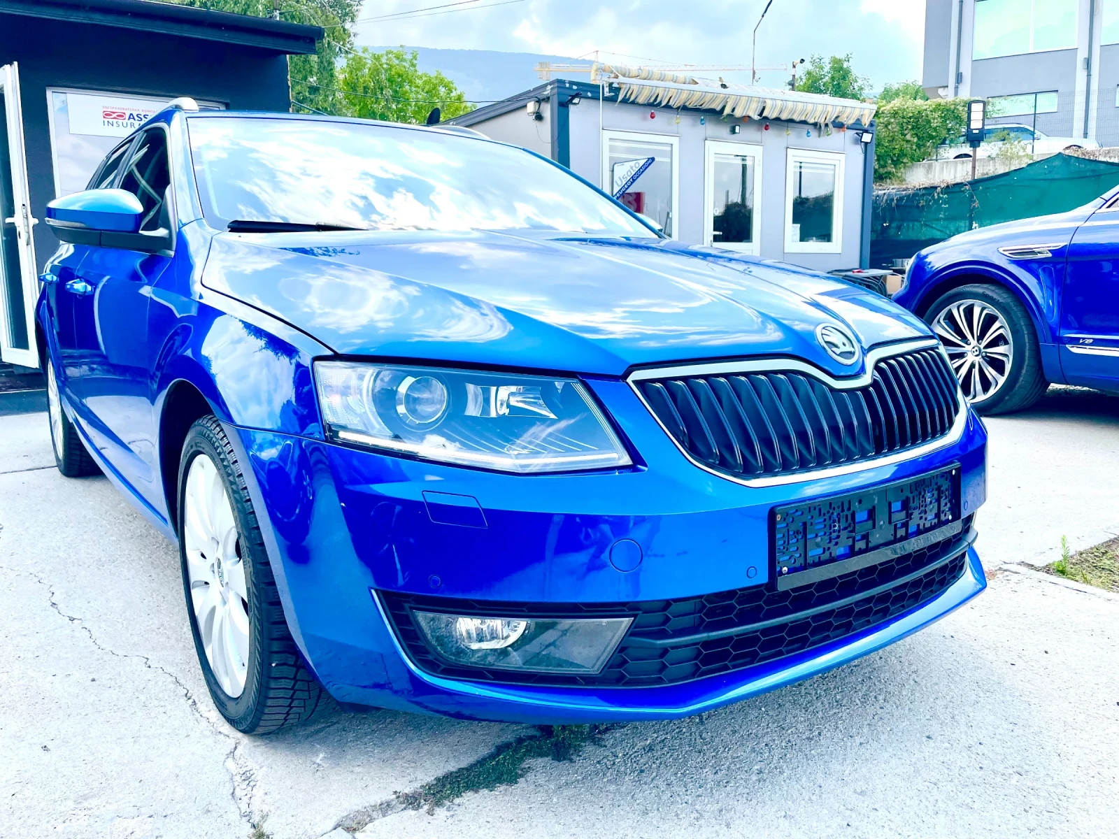 Skoda Octavia 1.8TSi 4x4 Автоматик Навигация Швейцария - изображение 7