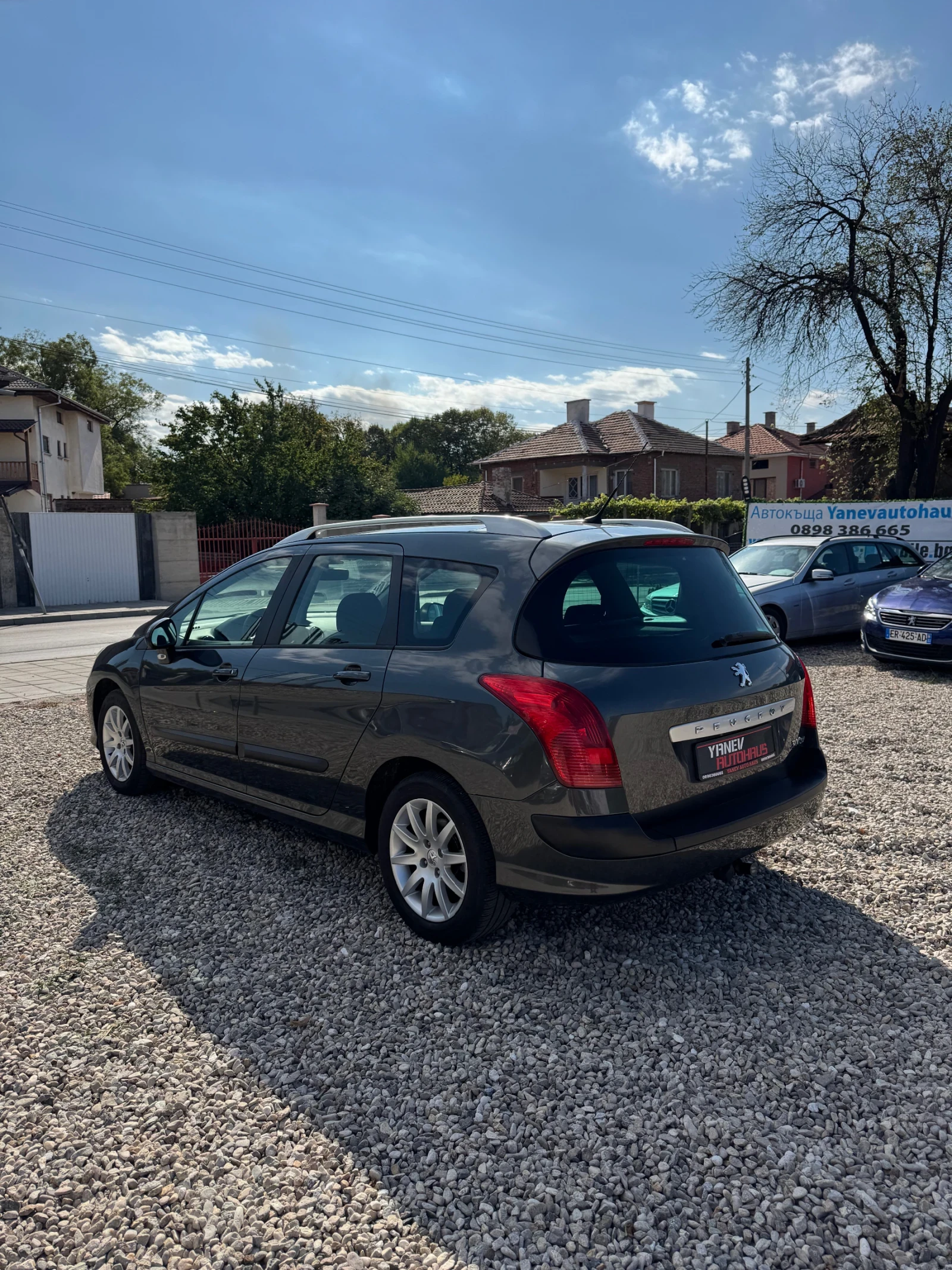 Peugeot 308 SW / 1.6HDi / 7 места / Панорама / Навигация - изображение 3