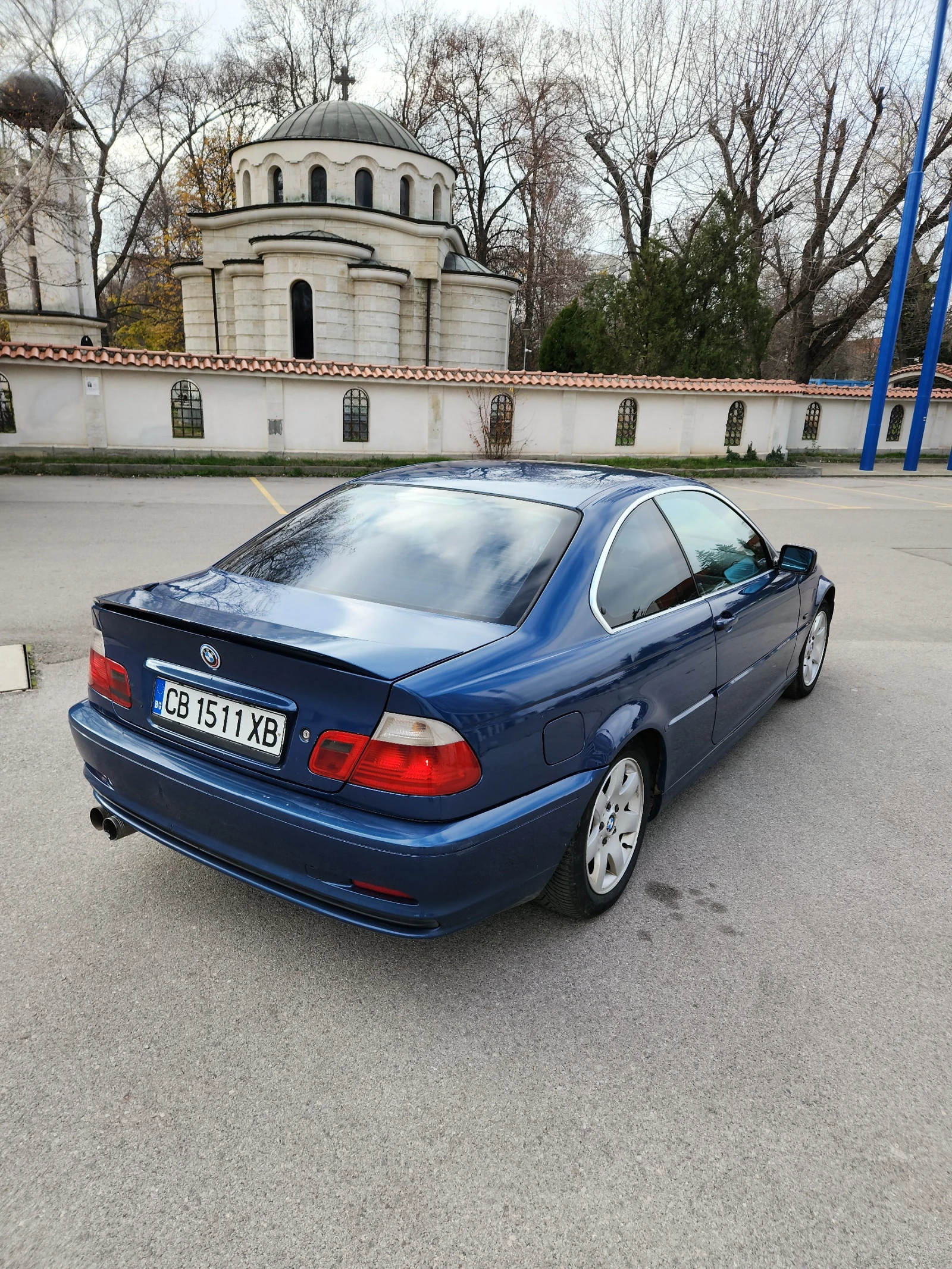 BMW 323 2.3 - изображение 3