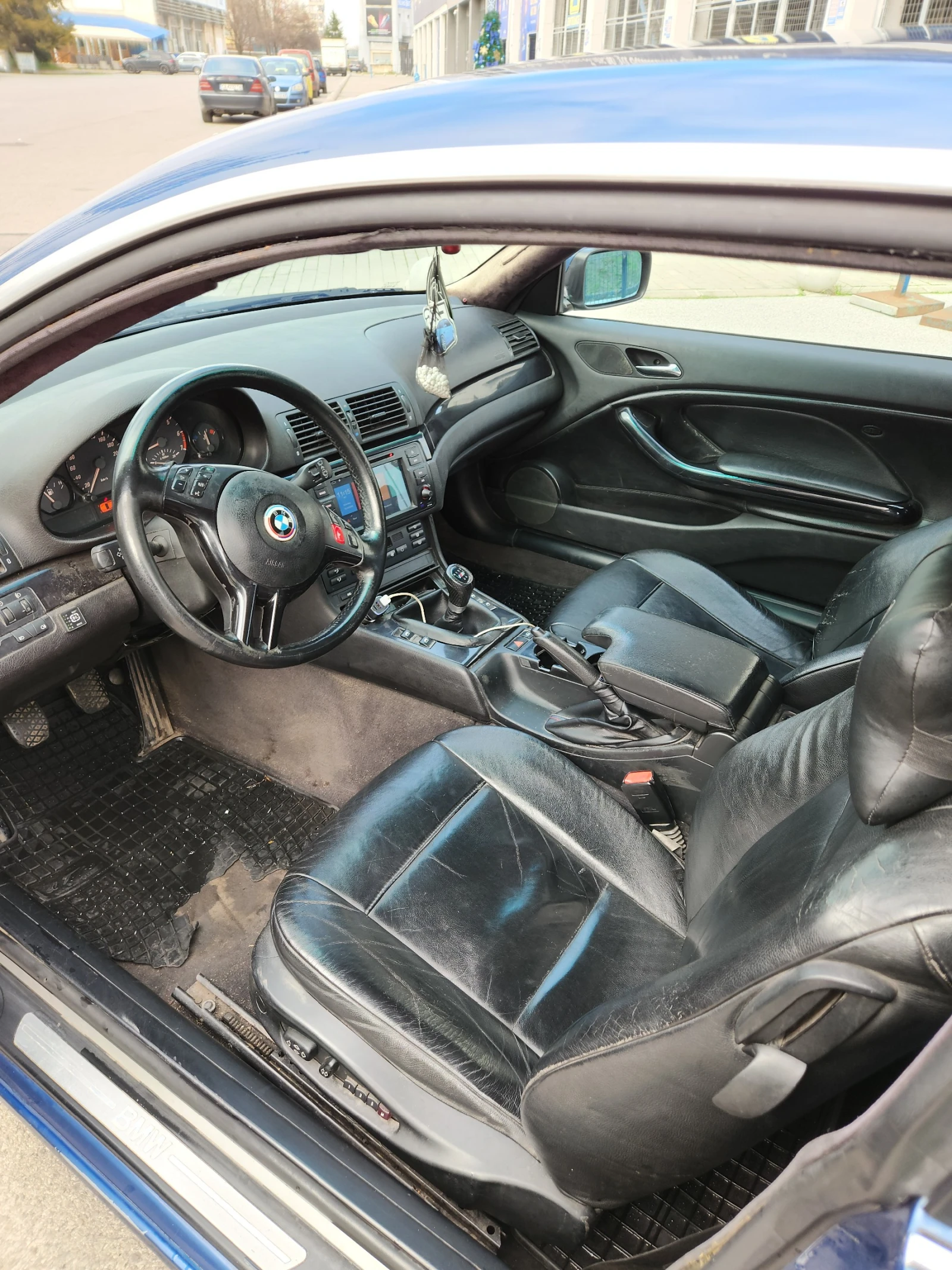 BMW 323 2.3 - изображение 5