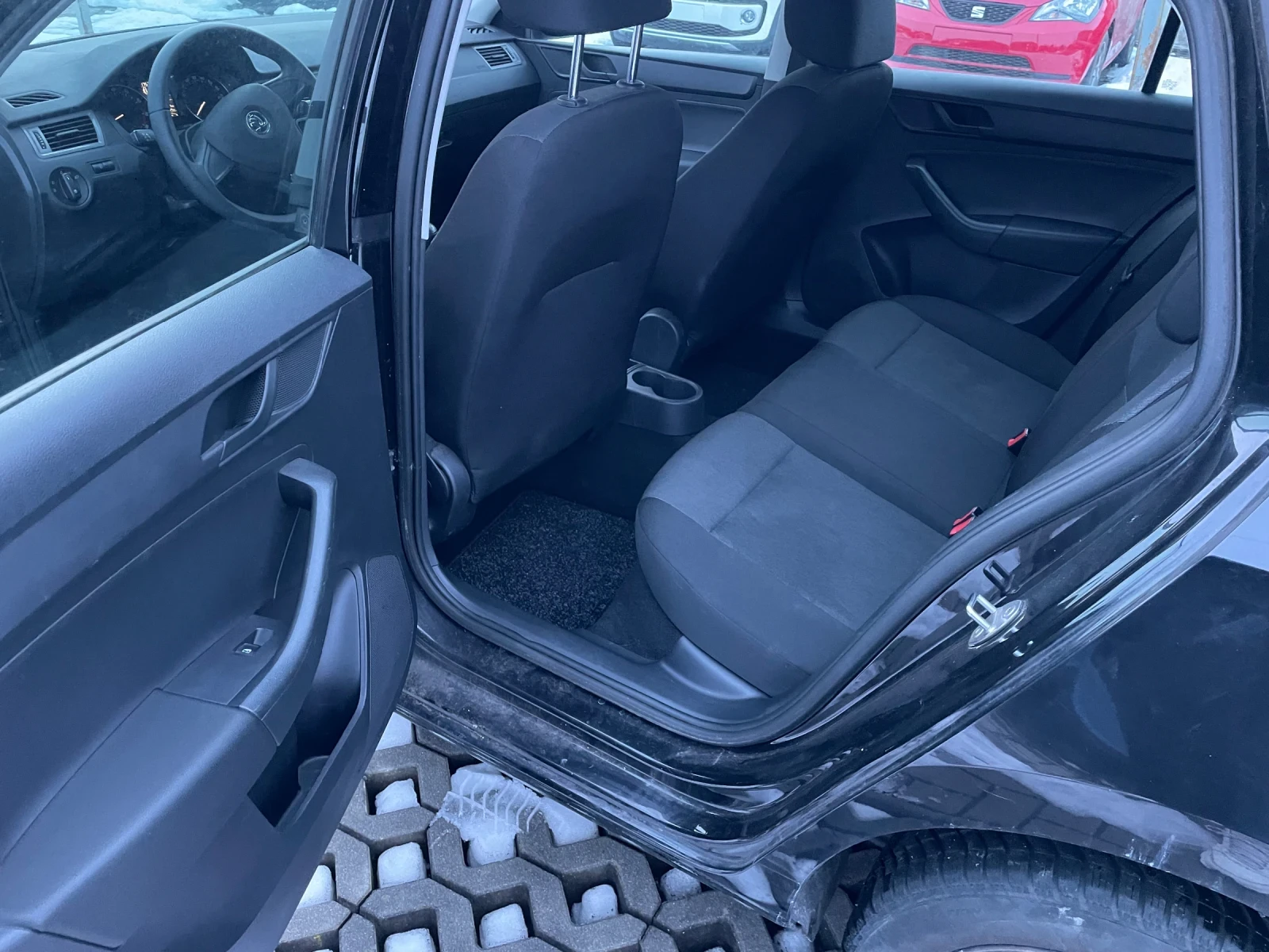 Skoda Rapid  - изображение 7