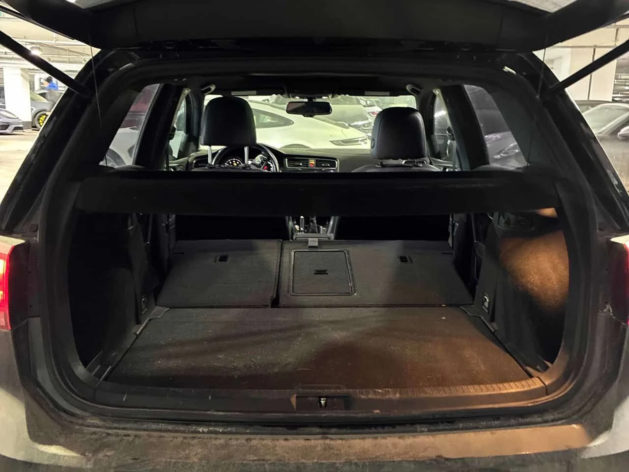 VW Golf GTI/Performance/Гуми+ Джанти/Кожа/Панорама/Подгрев, снимка 10 - Автомобили и джипове - 53880781