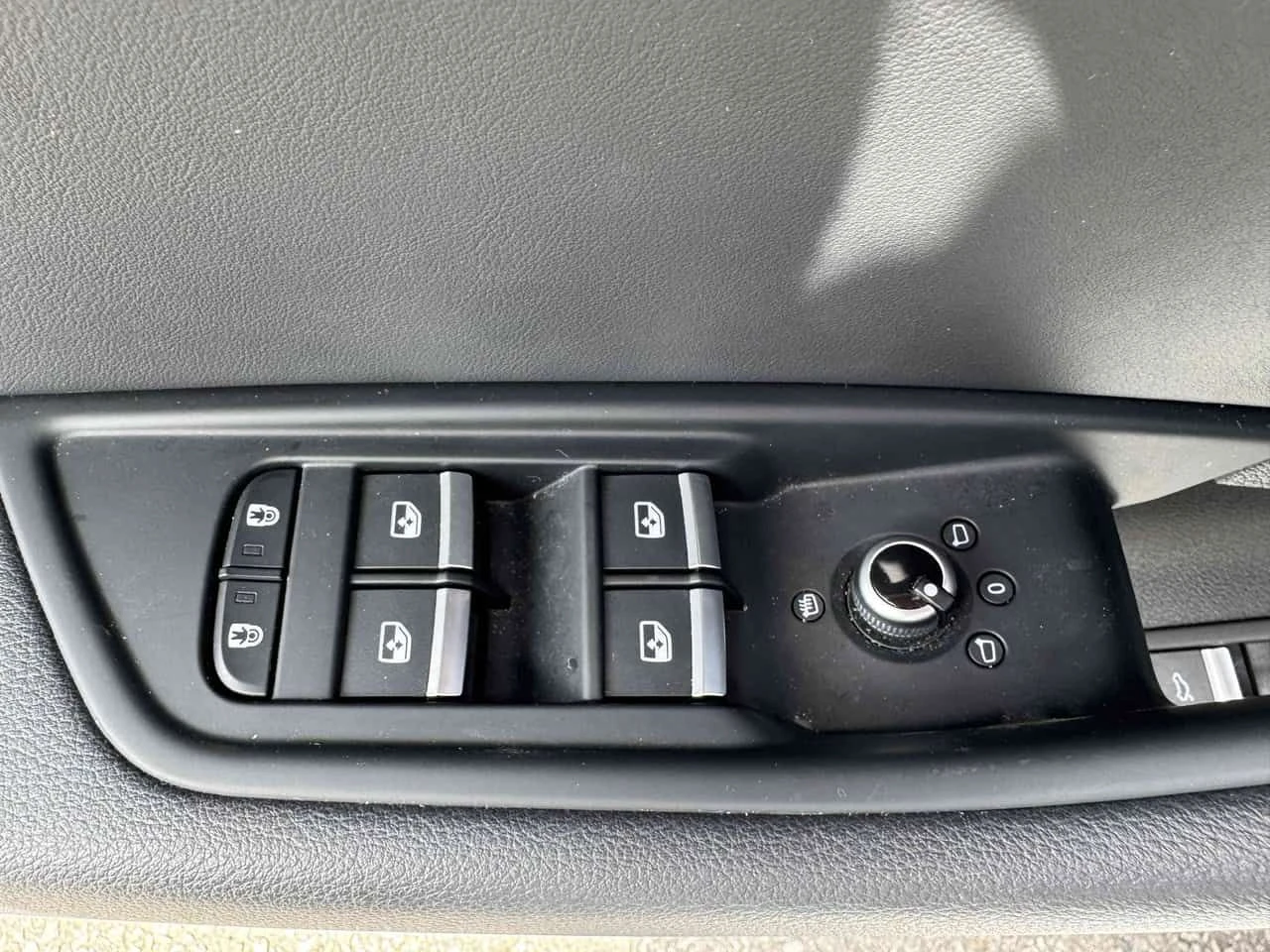 Audi A4 * quattro Premium * CARFAX * ���� �� �� | Mobile.bg � ����������� 15