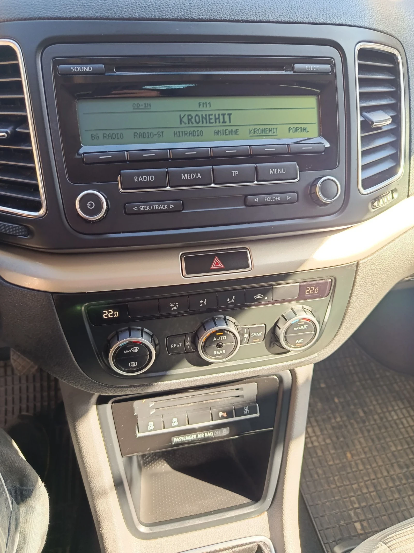 Seat Alhambra 2.0tdi, 140к.с., снимка 9 - Автомобили и джипове - 54154477