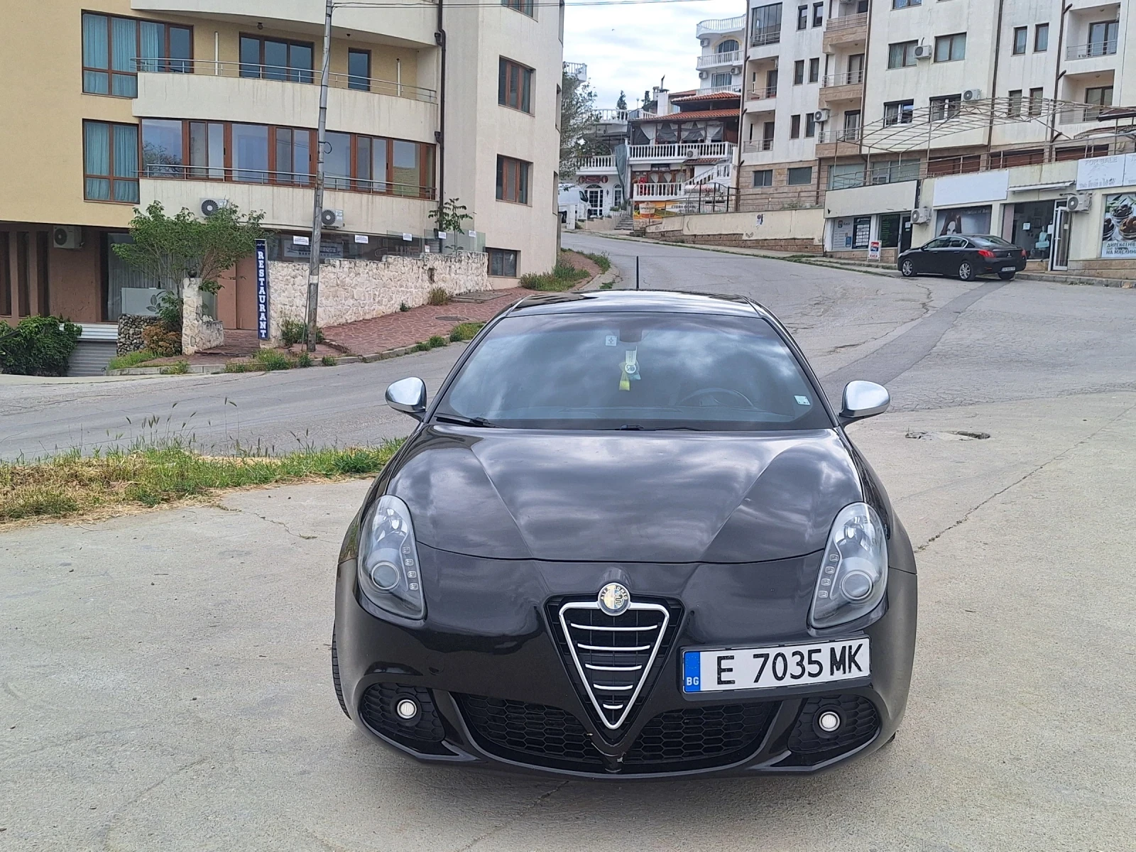 Alfa Romeo Giulietta, снимка 2 - Автомобили и джипове - 54464124