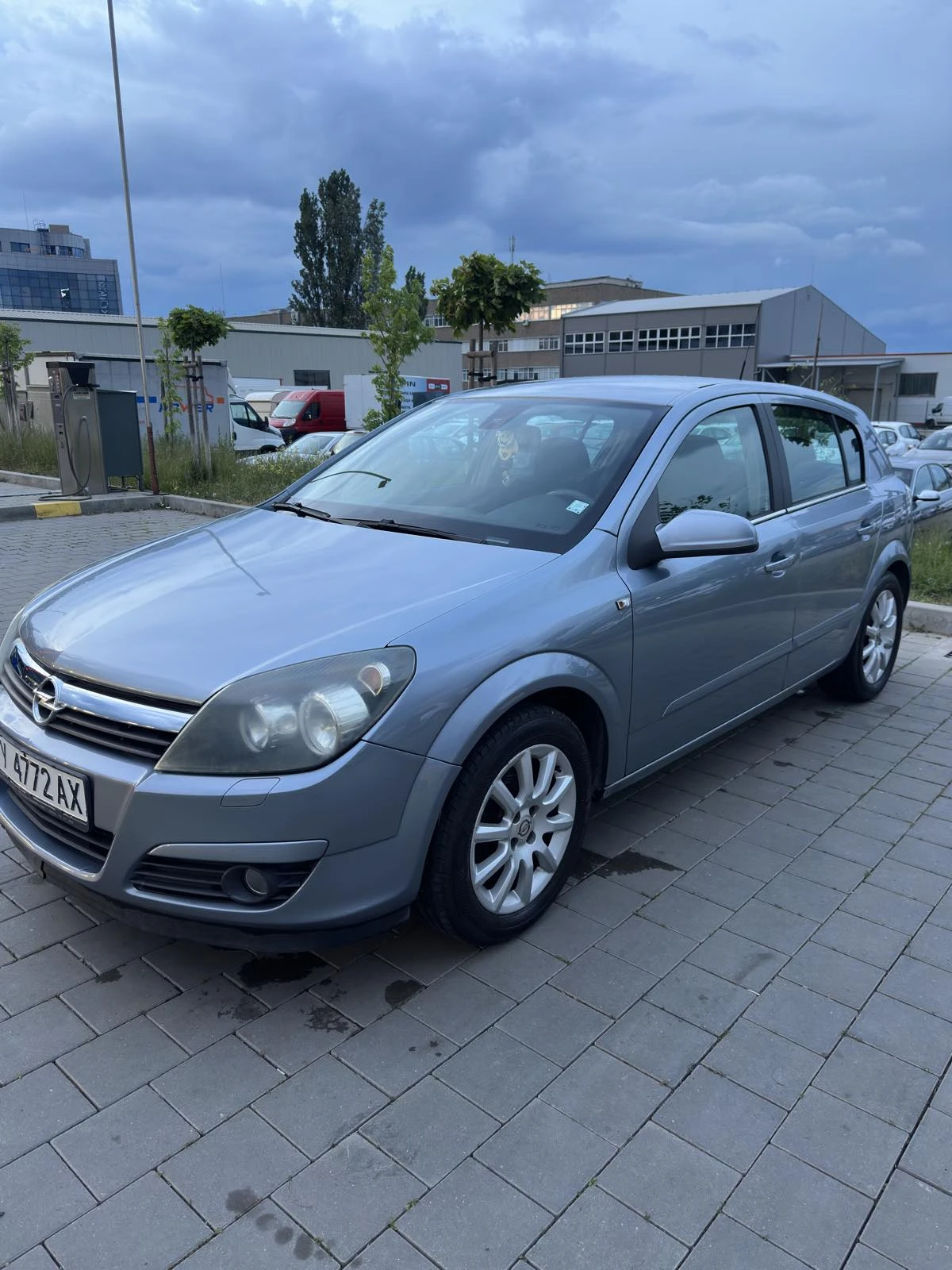 Opel Astra, снимка 3 - Автомобили и джипове - 54635374