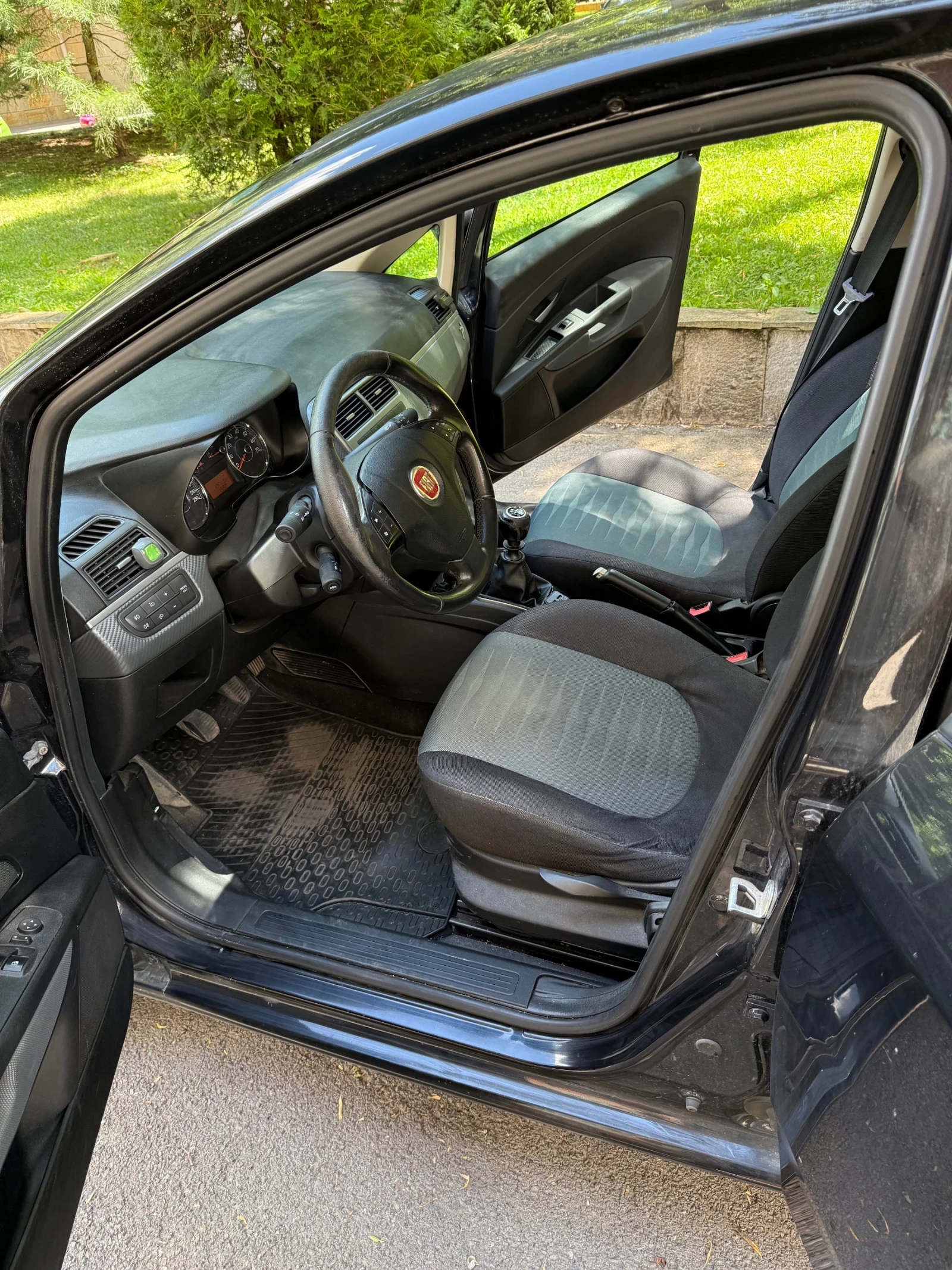 Fiat Punto Grande punto, снимка 8 - Автомобили и джипове - 55166299