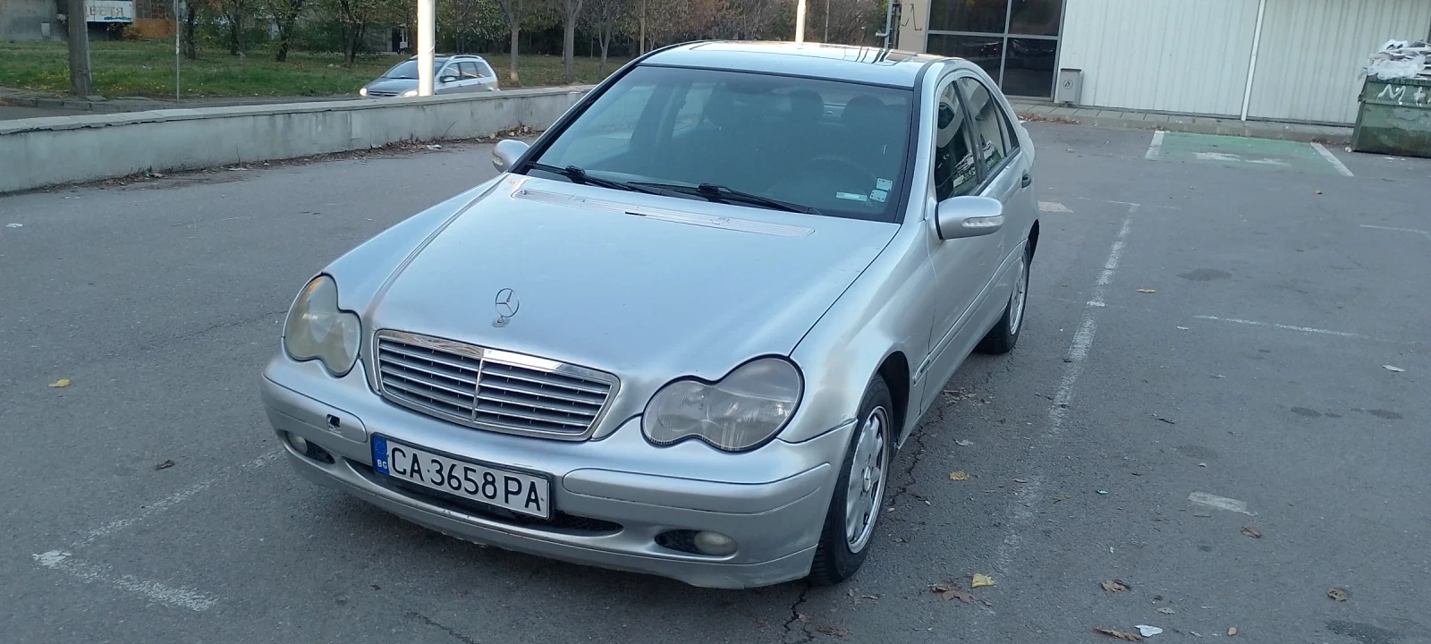 Mercedes-Benz C 180 1 и 8 бензин