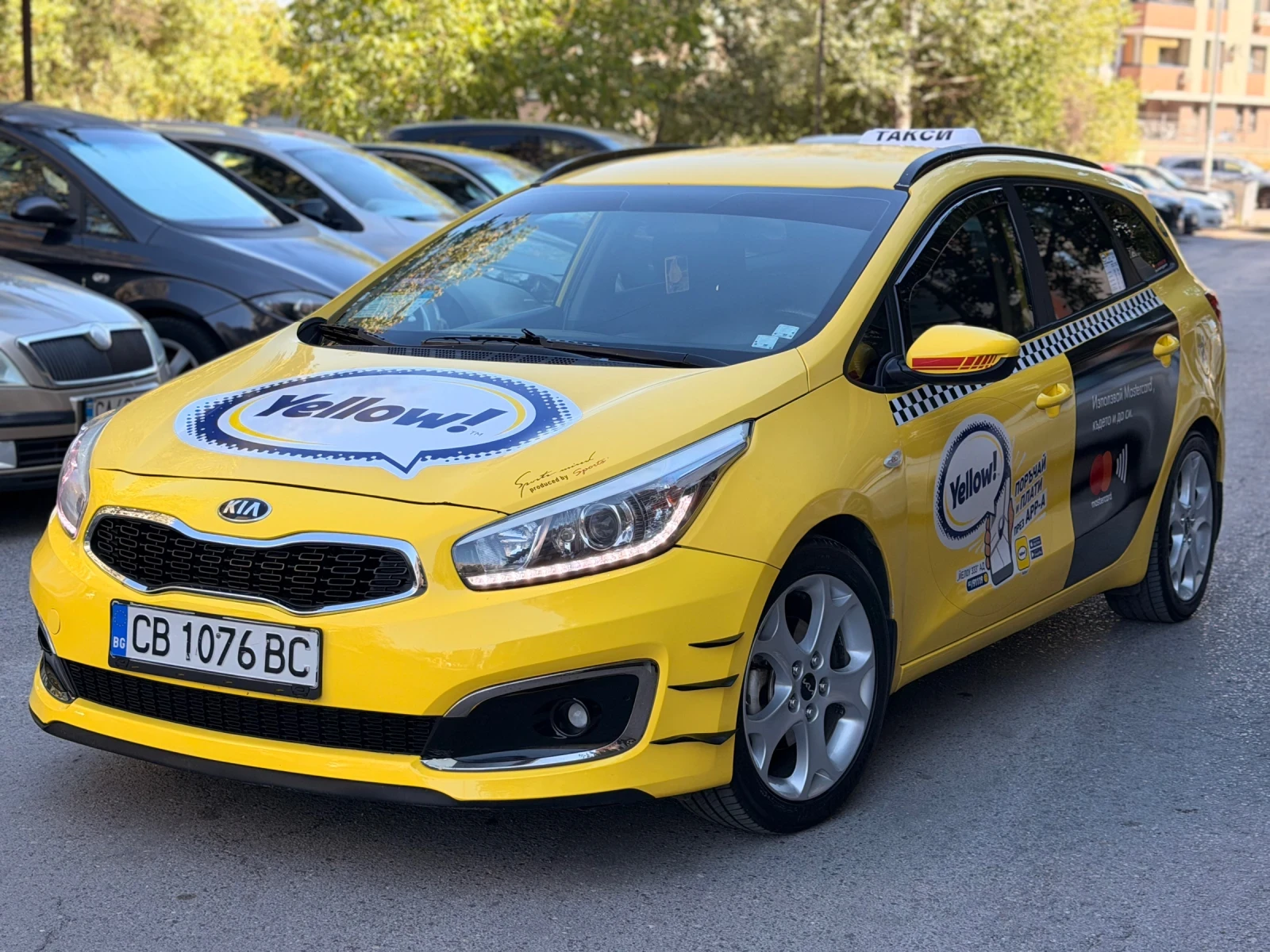 Kia Ceed, снимка 4 - Автомобили и джипове - 56057704