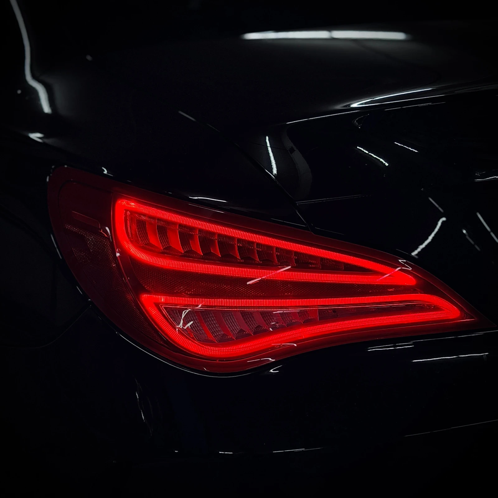 Mercedes-Benz CLA 250 AMG 4 Matic , снимка 7 - Автомобили и джипове - 56181802