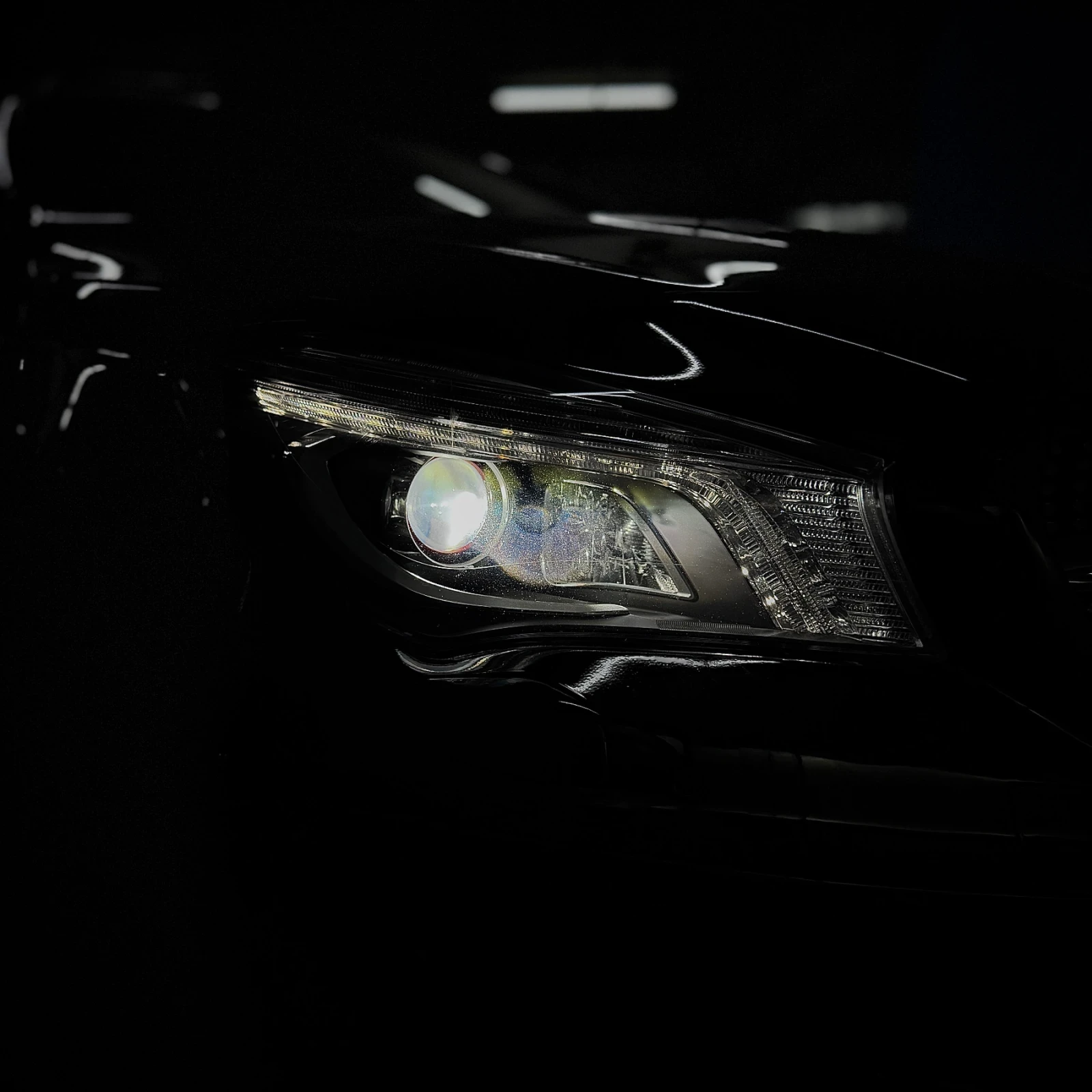 Mercedes-Benz CLA 250 AMG 4 Matic , снимка 8 - Автомобили и джипове - 56181802