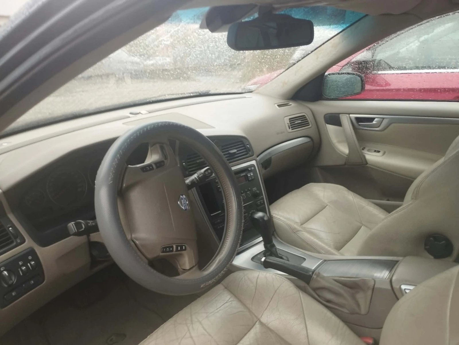 Volvo V70, снимка 9 - Автомобили и джипове - 56575437