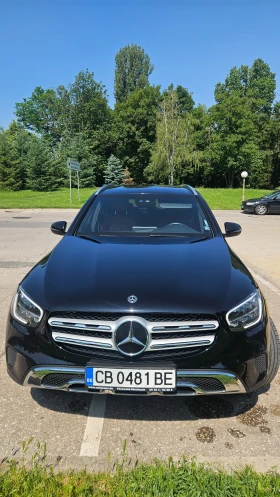 Mercedes-Benz GLC 220 4 matic Перфектна, снимка 2