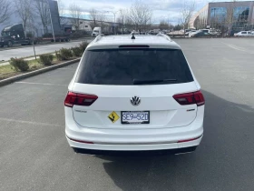 VW Tiguan * Highline * PANO* KEYLESS* ПОДГРЕВ* , снимка 4