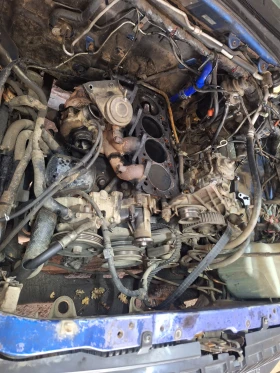 Mitsubishi L200 Мотора е за ремонт, снимка 8