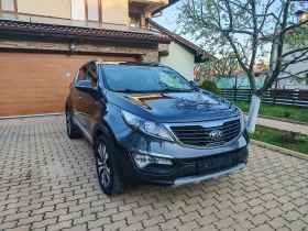 Kia Sportage 2.0CRDI-4x4-КОЖА-НАВИГАЦИЯ-, снимка 3