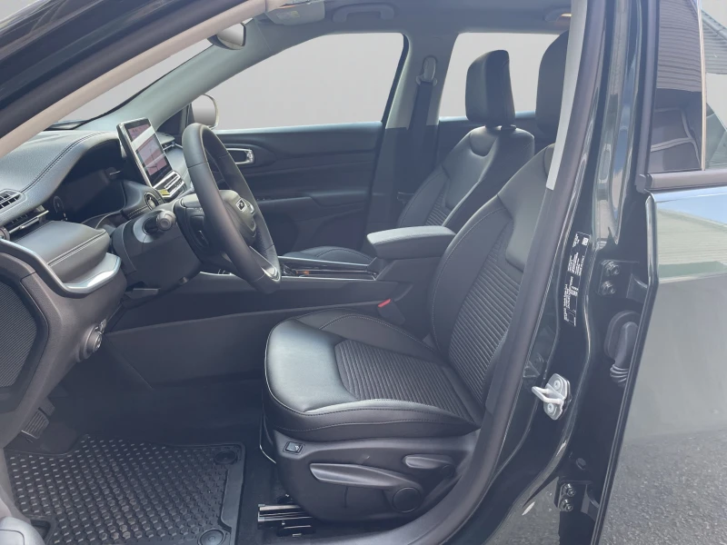 Jeep Compass ALTITUDE 1.5 e-Hybrid 48V 130HP 7-DCT, снимка 9 - Автомобили и джипове - 52413309