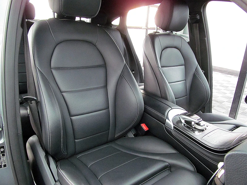 Mercedes-Benz GLC 220 KUPE/AMG/KeylessGo/4-Matic/KAMERA/СОБСТВЕН ЛИЗИНГ, снимка 12 - Автомобили и джипове - 51746640