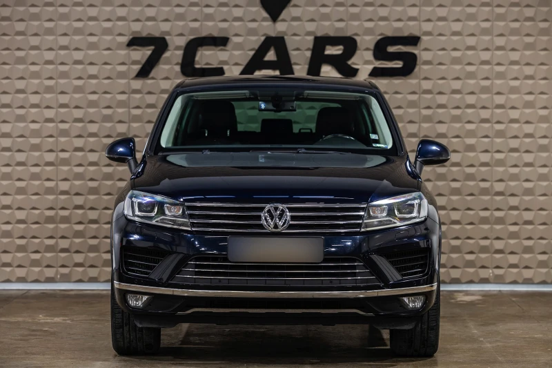 VW Touareg 3.0 TDI V6 * ТЕМПОМАТ * , снимка 3 - Автомобили и джипове - 52416767