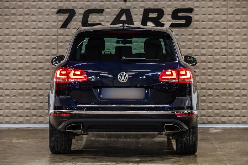 VW Touareg 3.0 TDI V6 * ТЕМПОМАТ * , снимка 4 - Автомобили и джипове - 52416767