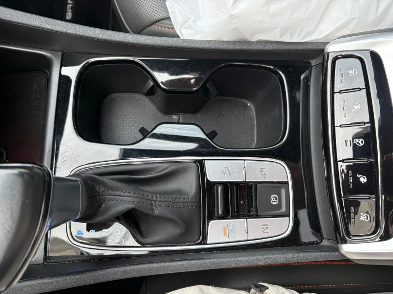 Hyundai Santa Cruz Ultimate + , снимка 9 - Автомобили и джипове - 52585724