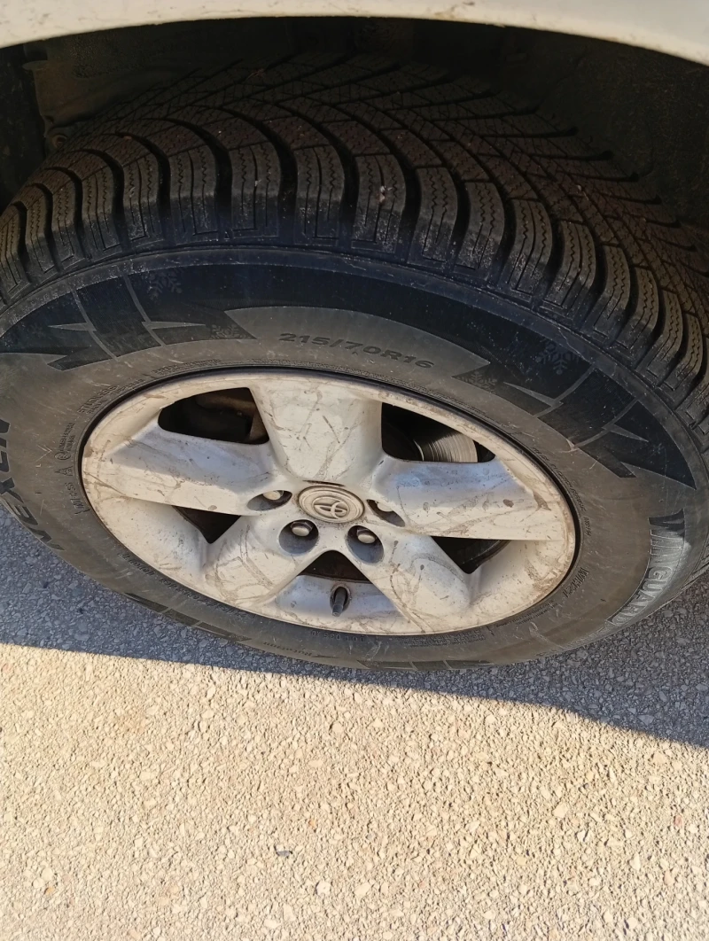 Toyota Rav4, снимка 4 - Автомобили и джипове - 52929050