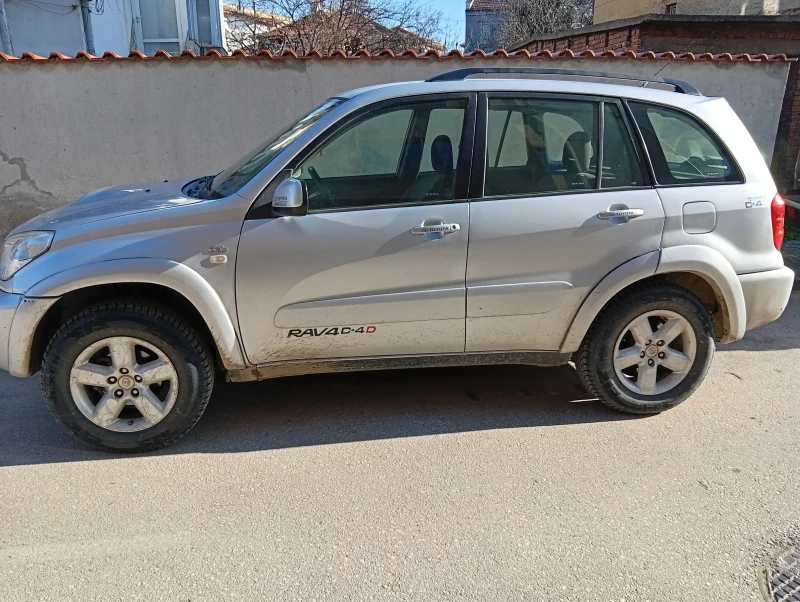 Toyota Rav4, снимка 7 - Автомобили и джипове - 52929050