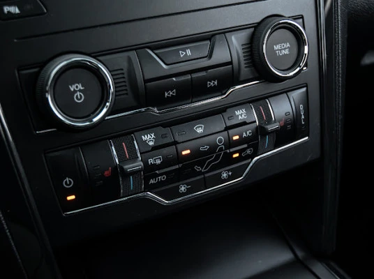 Ford Explorer XLT PKG / СЛ. НА ЛЕНТИ / М.ТОЧКА / ПОДГРЕВИ / ПАНО - изображение 9