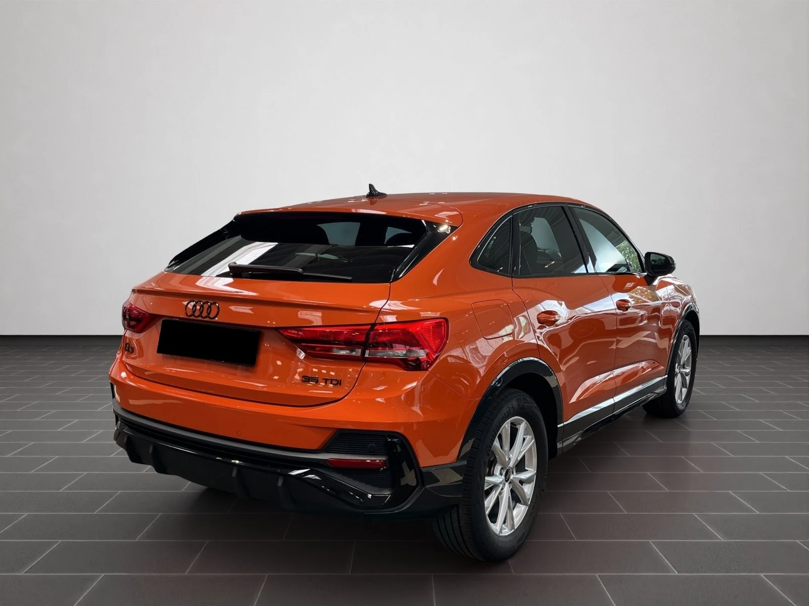 Audi Q3 S LINE 35 TDI S-TRONIC  - изображение 4