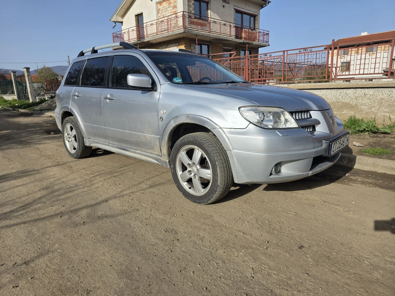 Mitsubishi Outlander Dakar 2.4 Автомат газ-течна фаза - изображение 2