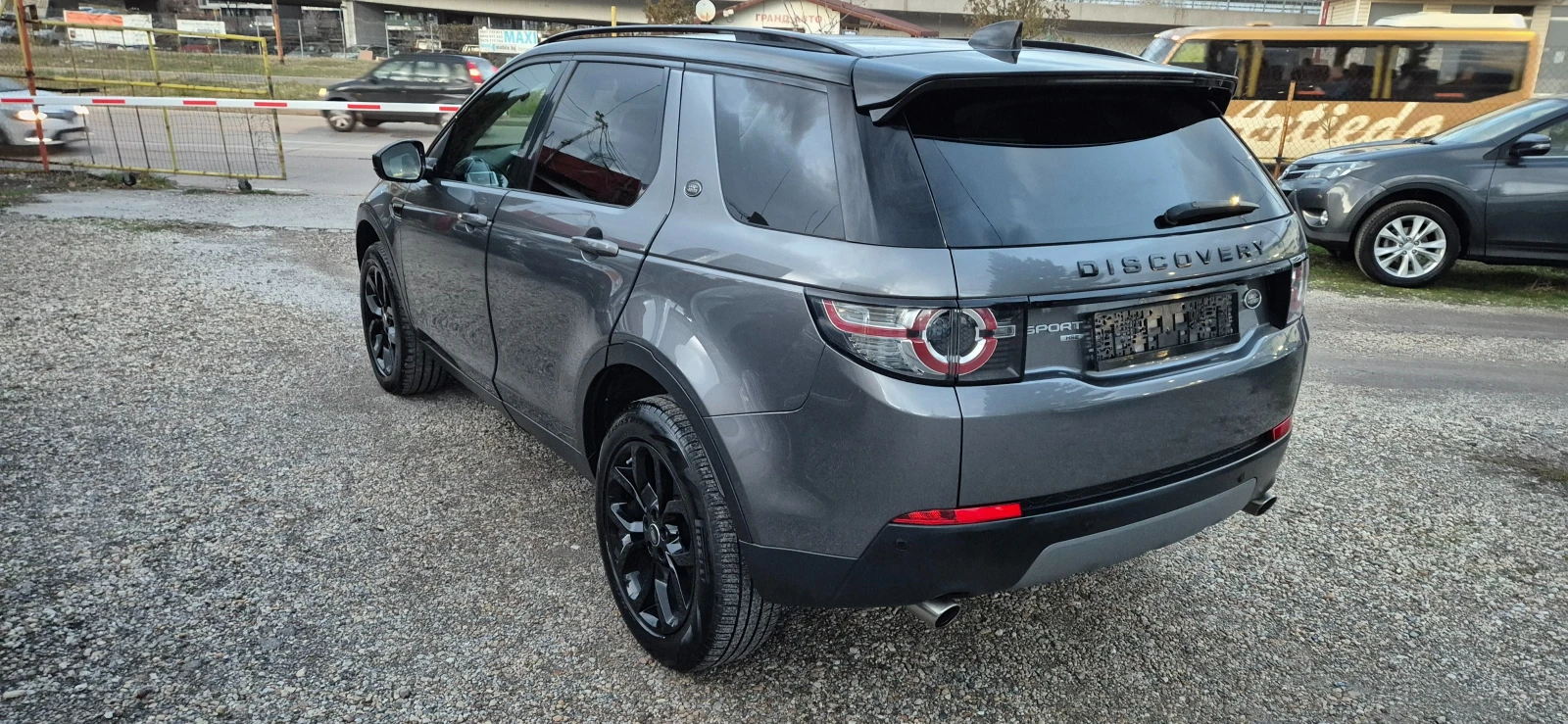 Land Rover Discovery Sport 2.2TD4 6+ 1места - изображение 7
