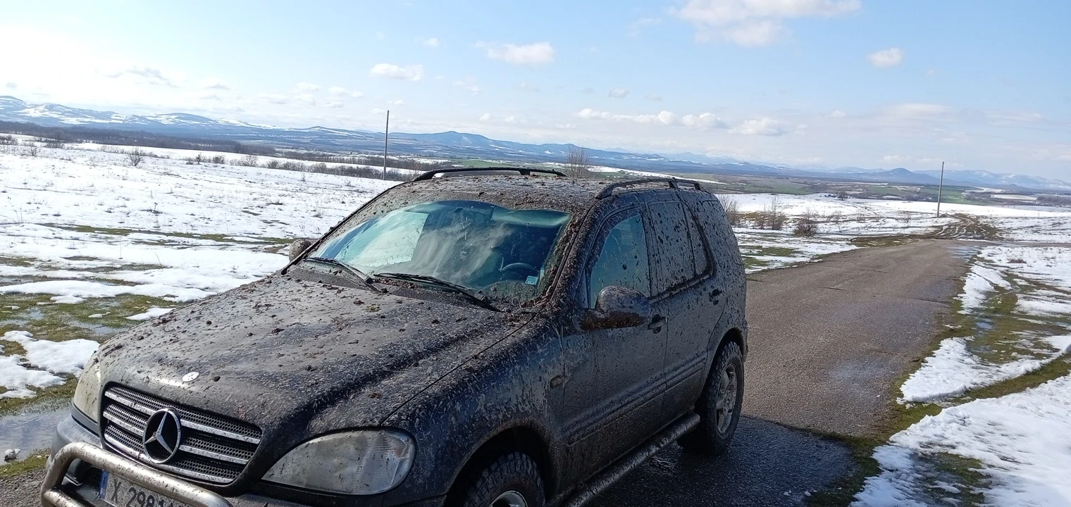 Mercedes-Benz ML 320, снимка 6 - Автомобили и джипове - 53882265