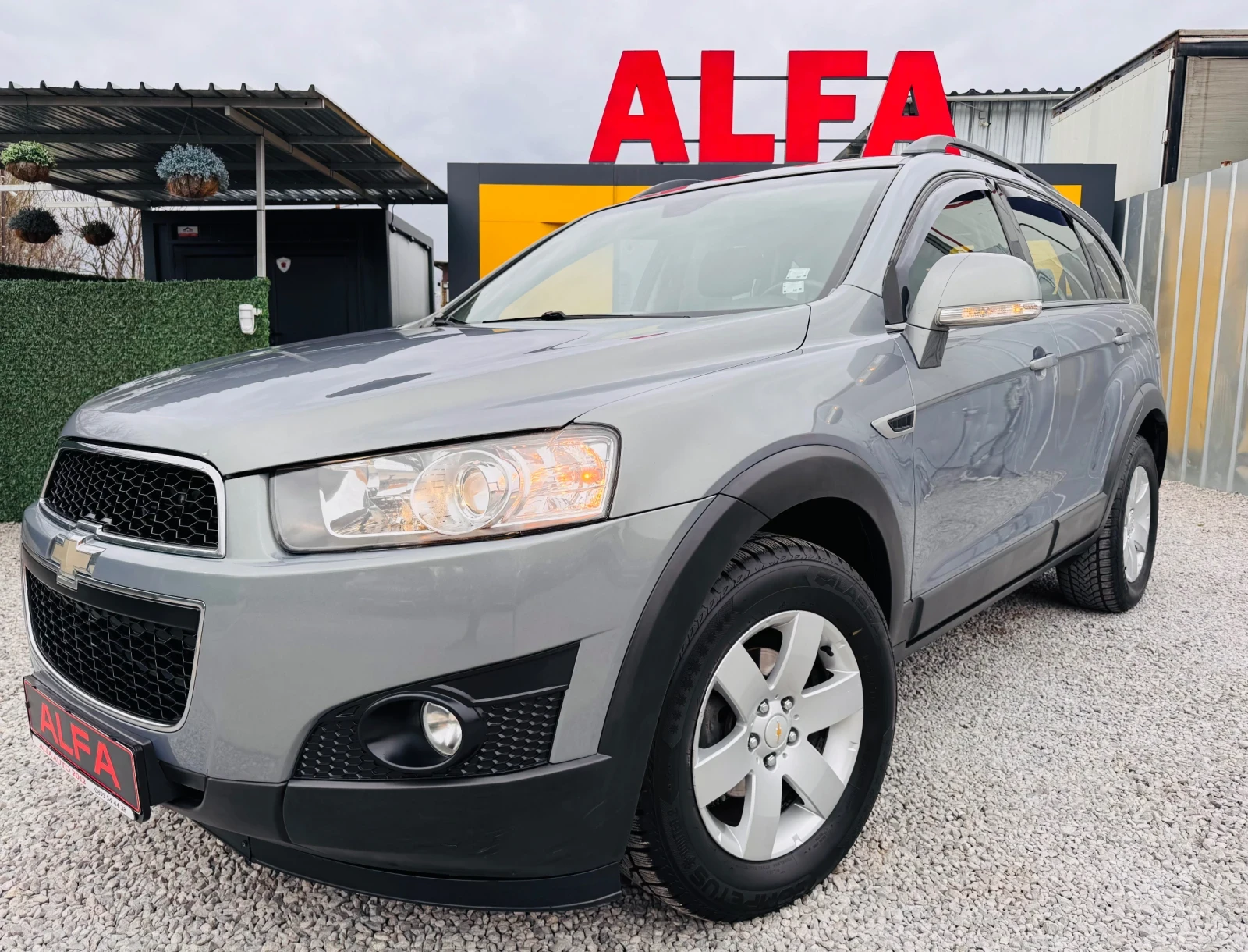 Chevrolet Captiva 2.2d/ТЕМПОМАТ/НАПЪЛНО ОБСЛУЖЕНА/ТОП КОЛА///