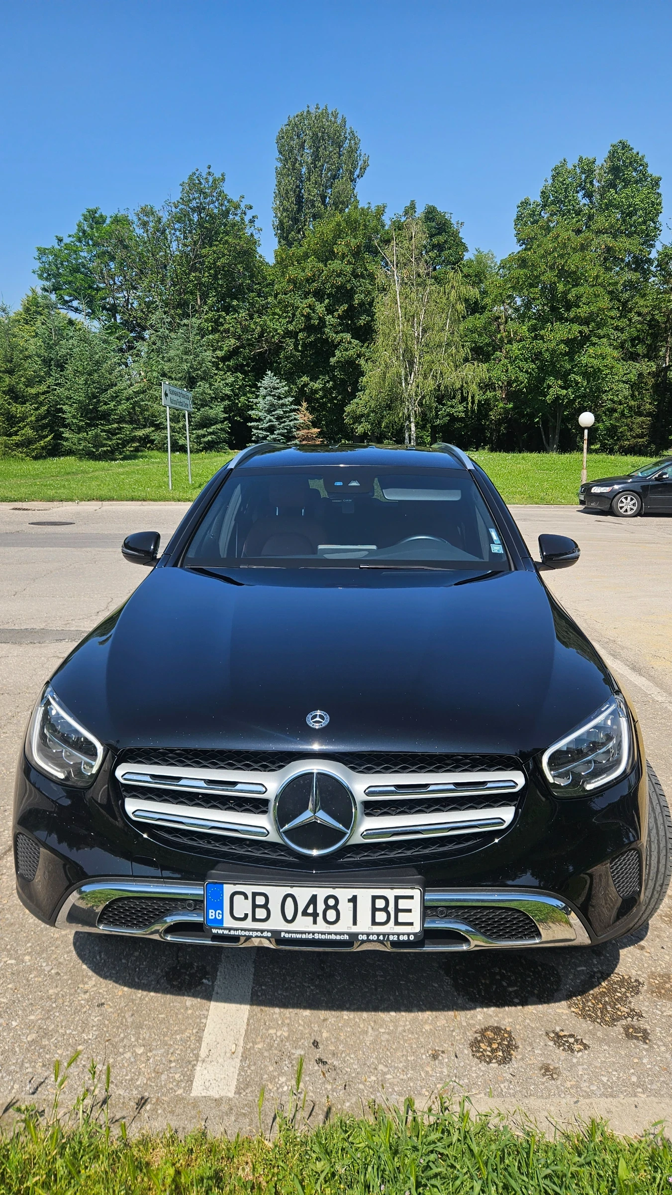 Mercedes-Benz GLC 220 4 matic Перфектна, снимка 2 - Автомобили и джипове - 53955176
