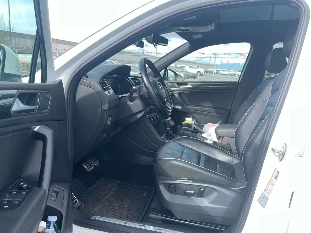 VW Tiguan * Highline * PANO* KEYLESS* ПОДГРЕВ* , снимка 5 - Автомобили и джипове - 54061087