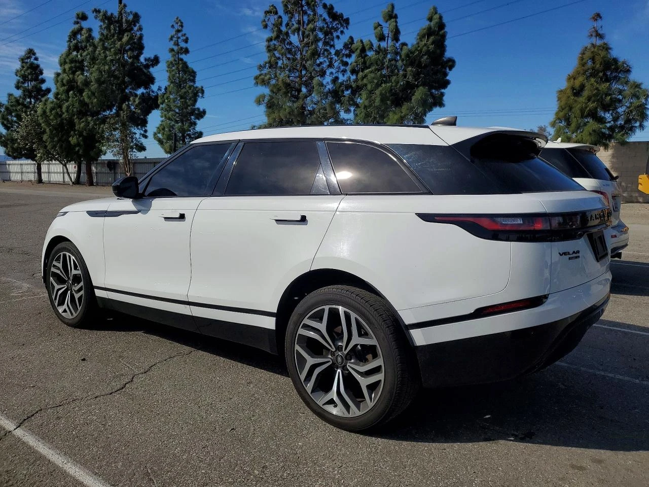 Land Rover Range Rover Velar * Velar S* , снимка 2 - Автомобили и джипове - 54063042