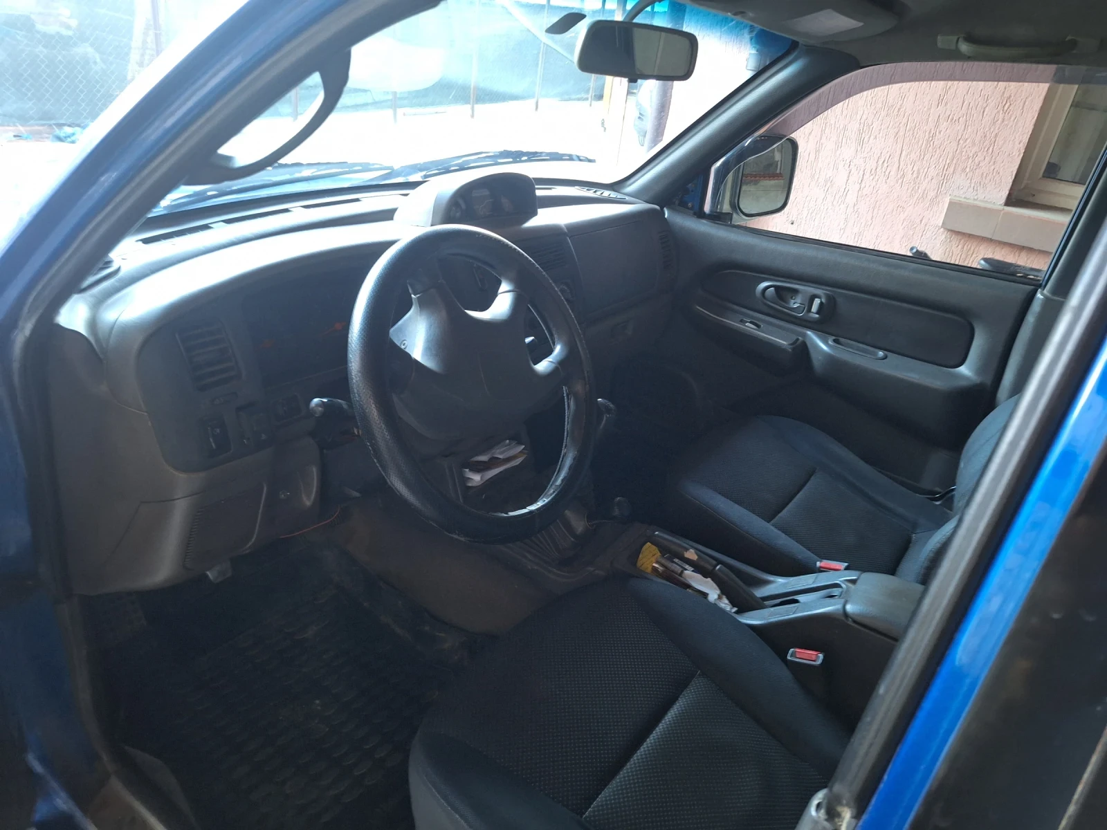 Mitsubishi L200 Мотора е за ремонт, снимка 6 - Автомобили и джипове - 54161135