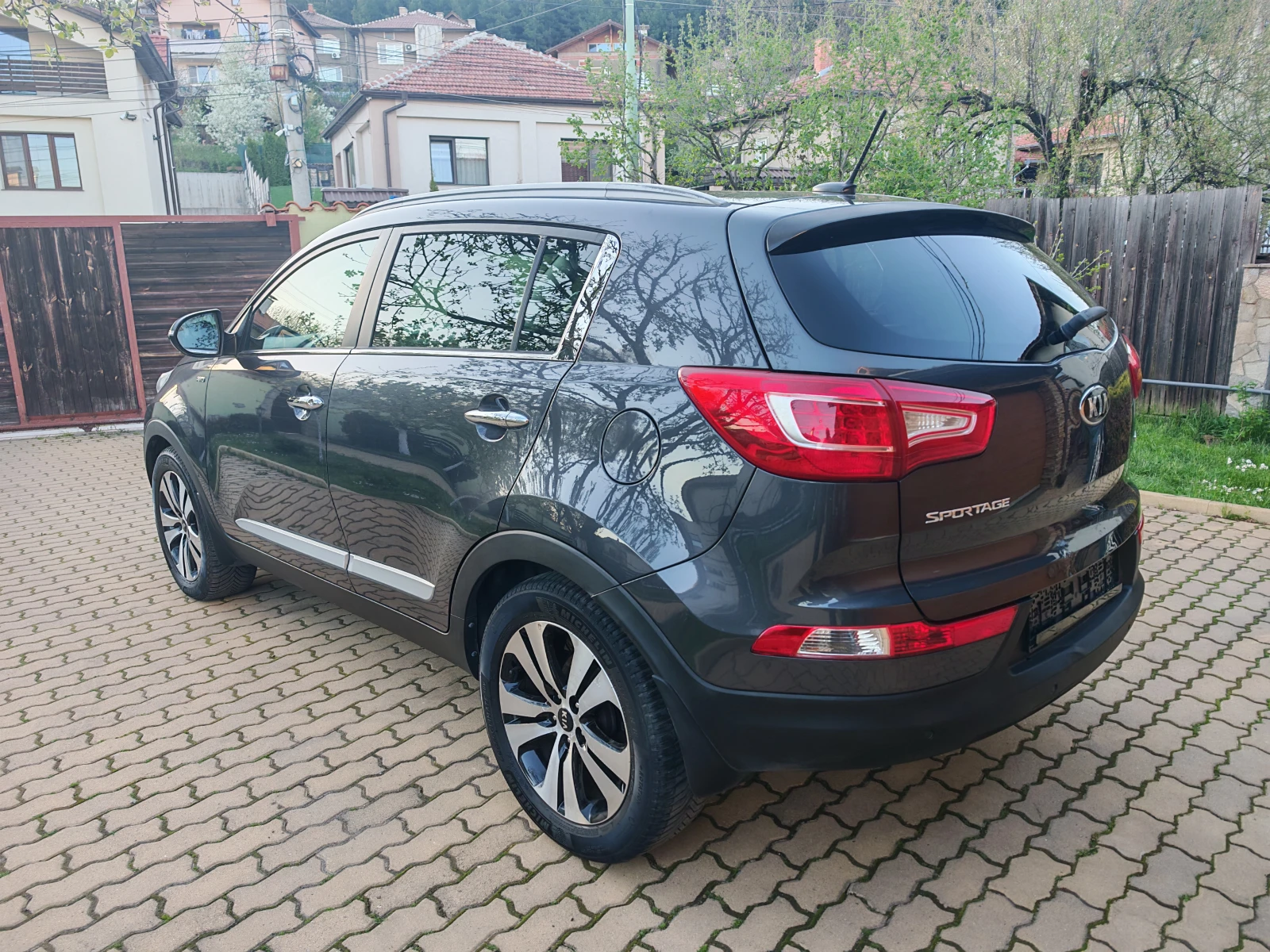 Kia Sportage 2.0CRDI-4x4-����-���������- | Mobile.bg � ����������� 6