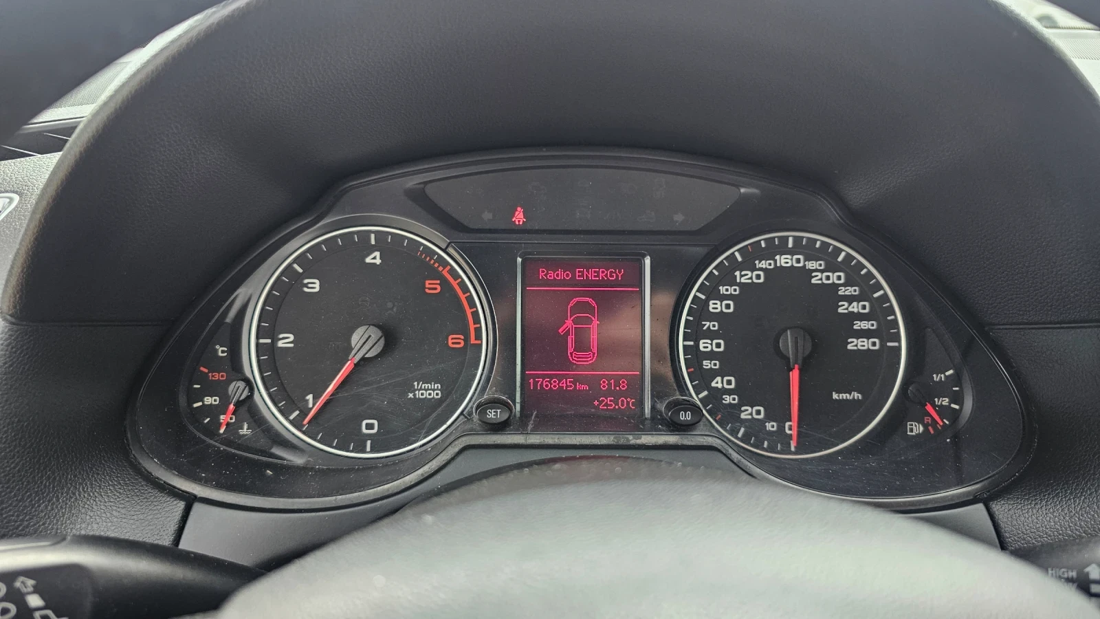 Audi Q5 2.0 TDi 170к.с 4х4 ТОП, снимка 13 - Автомобили и джипове - 55398587